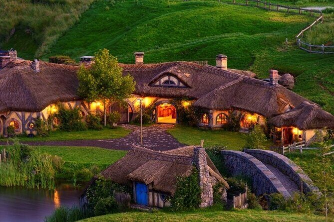 Private Driver Hire – Full-Day Touring-Auckland/Rotorua/Hamilton - Building Your Own Route Around Rotorua and Taupō Highlights