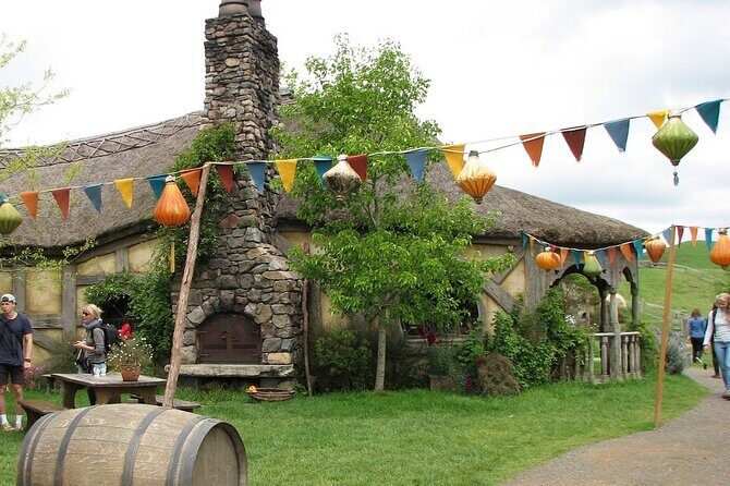 Private Hobbiton & Blue Springs Day Trip from Auckland - Why this private Hobbiton and Blue Springs pairing works so well