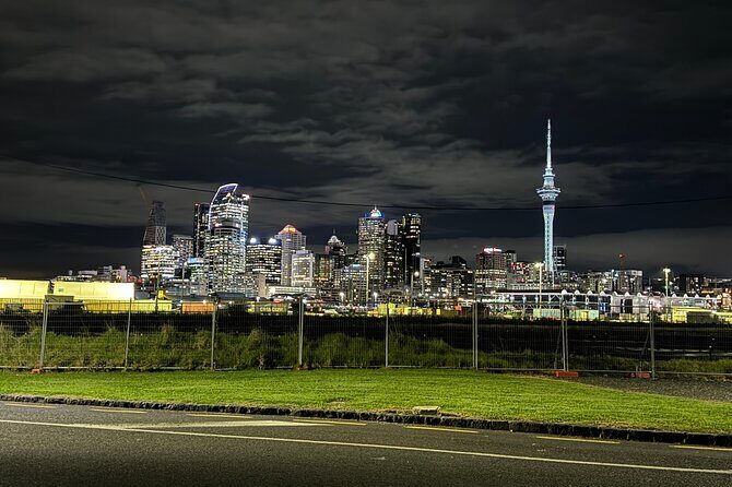 Private Night Tour of Auckland, Sky Tower Bar, Bridge & Museum - Price and Value: What $399 Gets You (and What It Doesn’t)