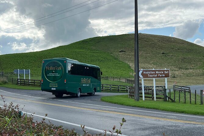 Private Round Trip Transport To Hobbiton From Auckland - What Your Ride Feels Like: Clean, Friendly, and Patient