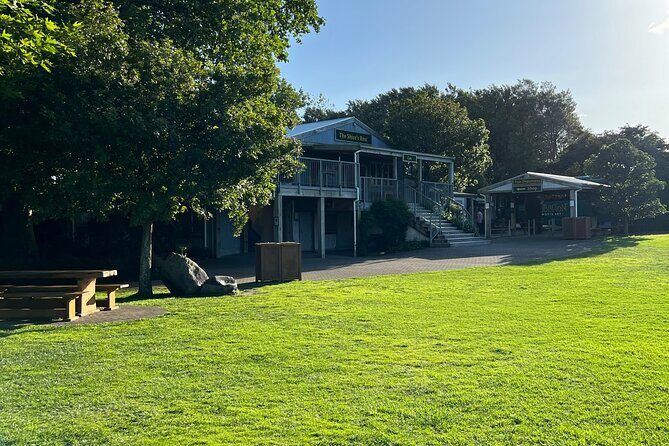 Private Round Trip Transport To Hobbiton From Auckland - Pickup and Where You’ll End Up: Auckland to Matamata