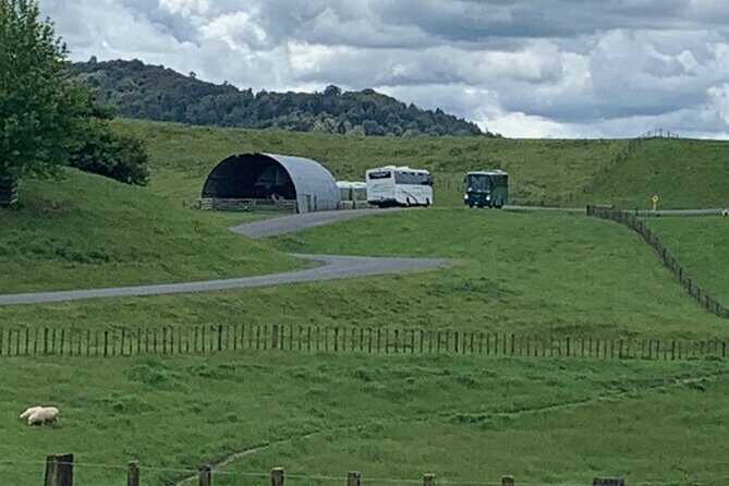 Private The Hobbiton Tour - Auckland Tour House - Timing: how an 8–9 hour day adds up