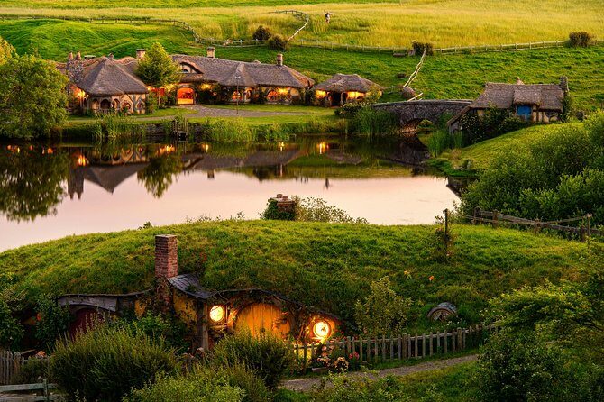 Private tour - Hobbiton Movie Set Evening Banquet Return from Auckland - Private Auckland Pickup: The $806.75 Question (and the Answer)