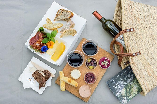 Private Tour - Horse Riding, Wine Tasting and Art Trail - Price and value: is $465.43 per person fair for what you get?