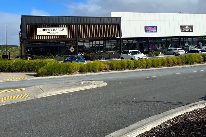 Private Transfer From Auckland Airport To Hamilton - The Ride Time From Auckland Airport to Hamilton: What 1 Hour 30 Means for You