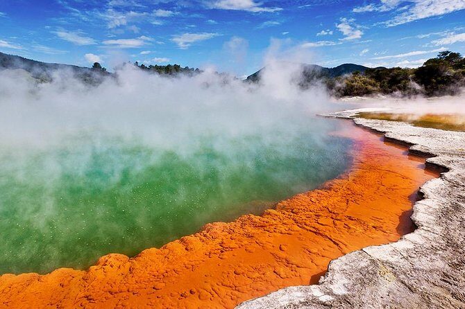 Rotorua Highlights inc. Waiotapu & Te Puia Day Tour from Auckland - Rotorua City Stops: A Guided Drive With Quick Sightseeing