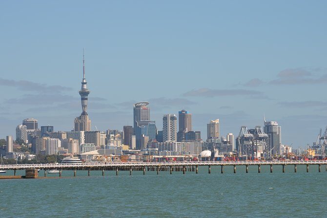 Shore Excursion: Half Day Small Group Auckland Scenic Tour - 4 HOURS - From volcano drives to “rich street” views: Parnell, Remuera, and the inner-city story