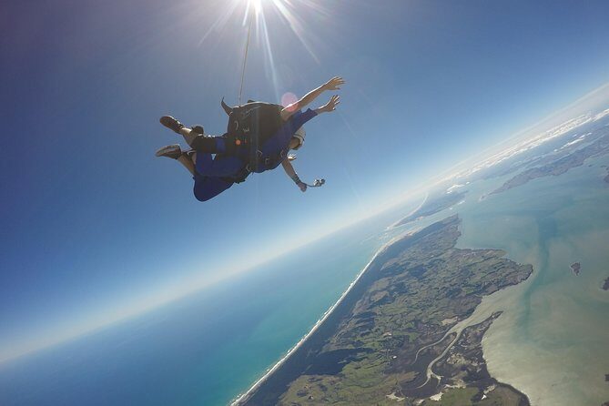 Skydive Auckland - Parakai Check-In: Getting From Auckland to the Launch Point