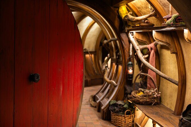 Small-Group Hobbiton Tour from Auckland with Party Marquee Lunch - My practical tips so your Hobbiton day stays fun (not rushed)