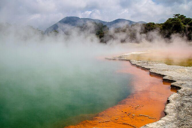 Small Group Northern Voyager 7 Days Tour - Rotorua Day 3: geothermal + culture + choose-your-adventure time