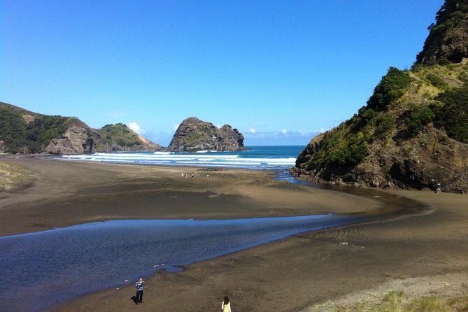 The Tastebud Tour, award winning food tour of Auckland - Lunch and Wine Tasting: The Big Midday Payoff