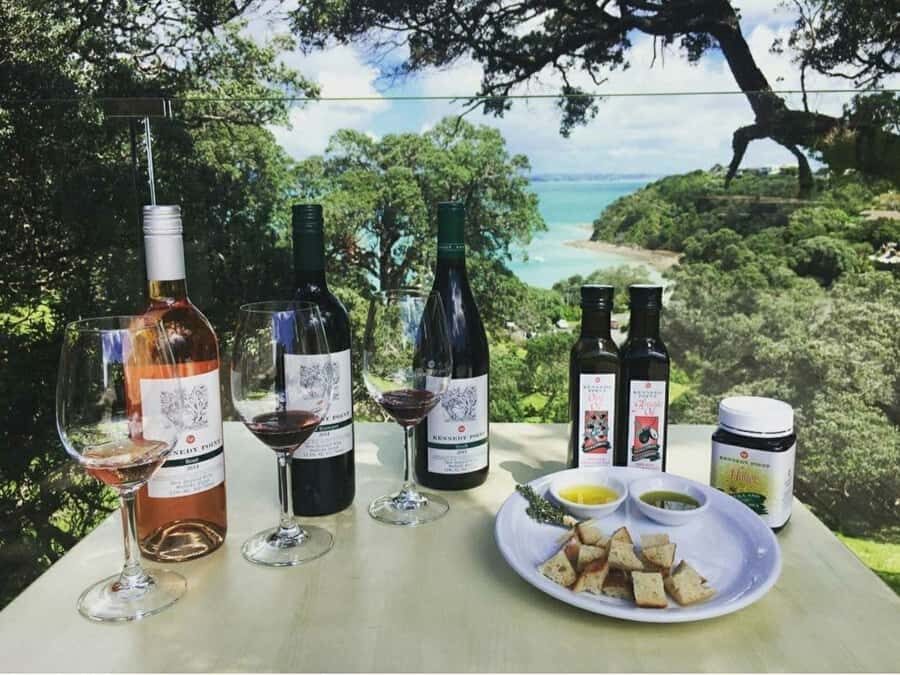 Waiheke Island Gourmet Food and Wine Tour with Lunch - Te Matuku Bay oysters and the salt-snap of Waiheke seafood