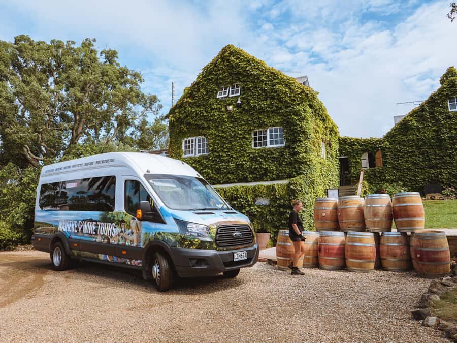 Waiheke Island: Scenic Island Wine Tour & Local Wine Tasting - Your Kiwi guide: why the stories are part of the product