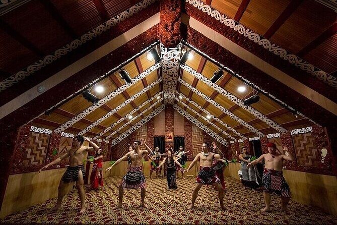 Waitomo Glow Worm Caves & Te Puia (Rotorua) Private Tour - How the cave timing usually feels (and how to enjoy it more)