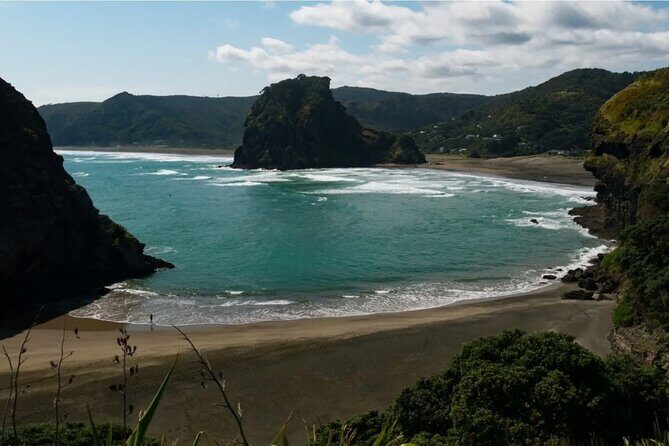 West Coast Discovery Tour - Setting your bearings at Arataki Visitor Centre and the Waitakere Ranges